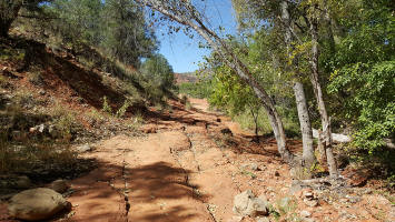 Side Trail - Oak Creek Crossing - Picture 5