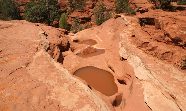 Soldier Pass Hiking Up - 7 Sacred Pools