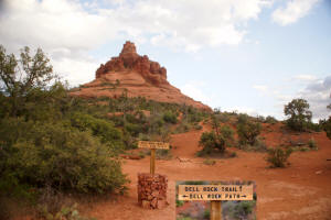 Bell Rock Trail Crosses Bell Rock Path