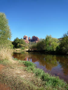 Crescent Moon Spirital Area Trail = Cathedral Rock