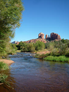 Crescent Moon Spirital Area Trail = Cathedral Rock
